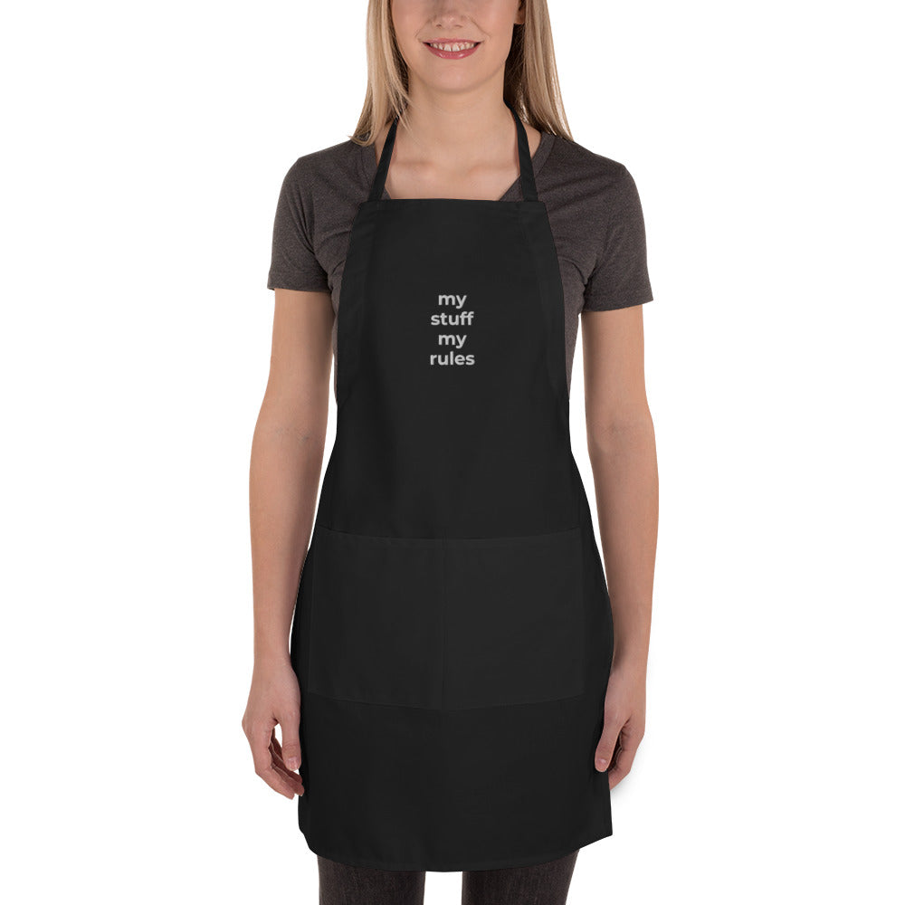 Embroidered Apron (black)