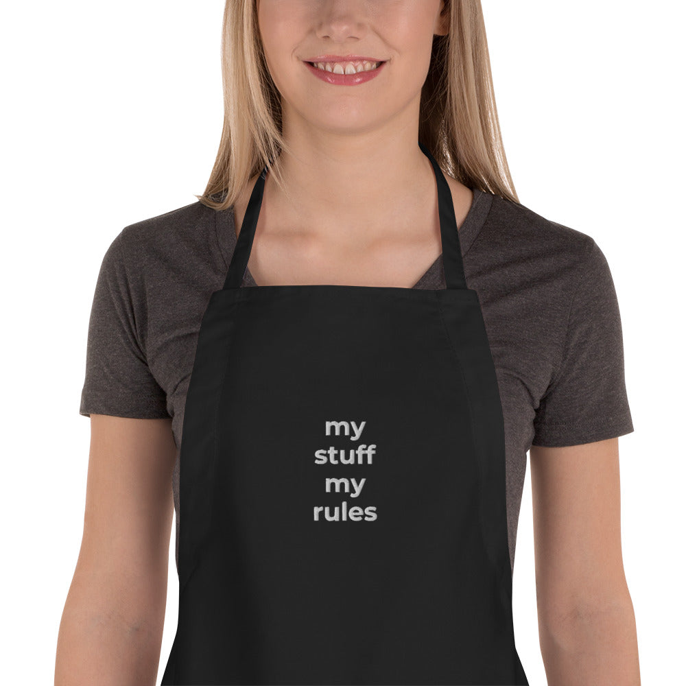 Embroidered Apron (black)